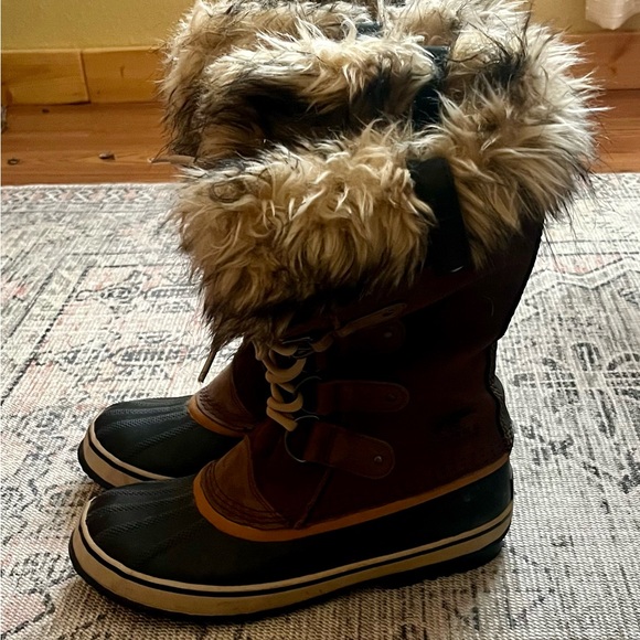 Sorel Joan of Arctic Winter Boots - Picture 4 of 6